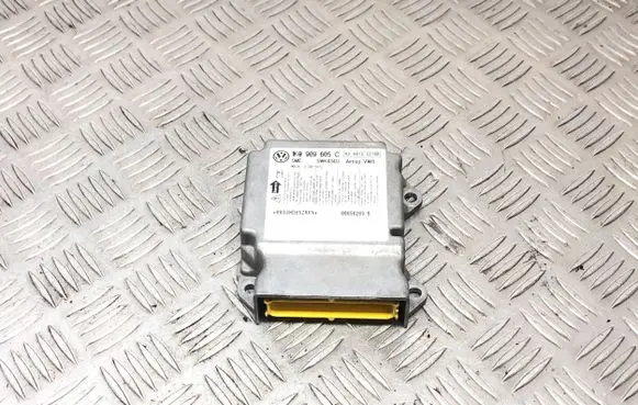 Volkswagen Golf V Airbag control unit/module 1K0909605C 5WK43413 02H013S2100