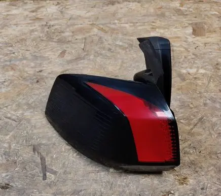 Peugeot 5008 Rear/tail lights 9811028080 81570101