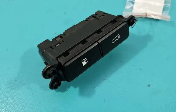 KIA Sorento Seat control switch 299157828 IMPRK1504338