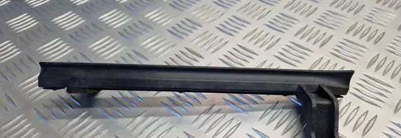 Ford Explorer Front door windshield rail 5L2578214A33 5L2578214A33ab