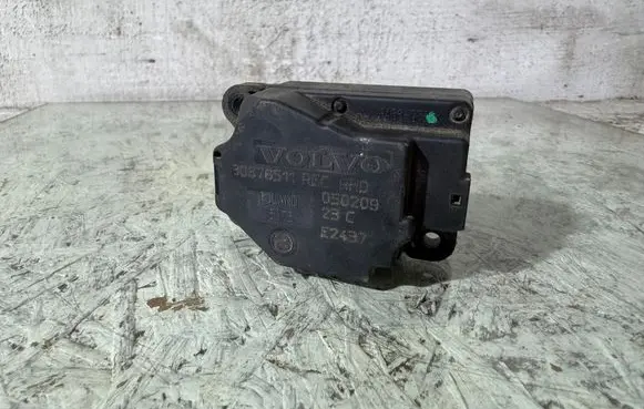 Volvo XC90 Air flap motor/actuator 30676511 050209 23C
