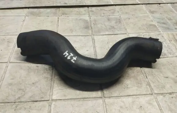 Opel Zafira A Intercooler hose/pipe