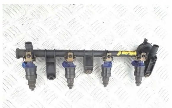 Renault Megane I Fuel main line pipe