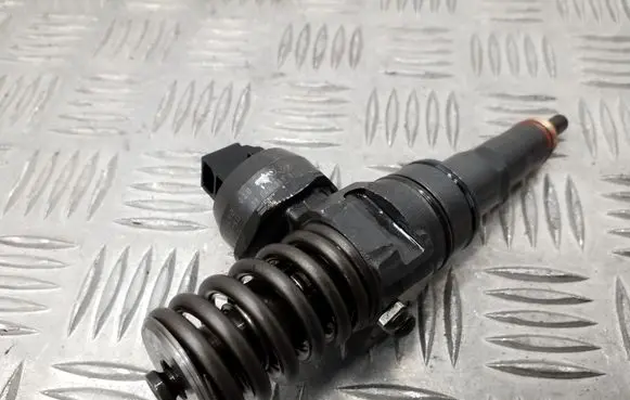 Skoda Superb B6 (3T) Fuel injector 038130073AG