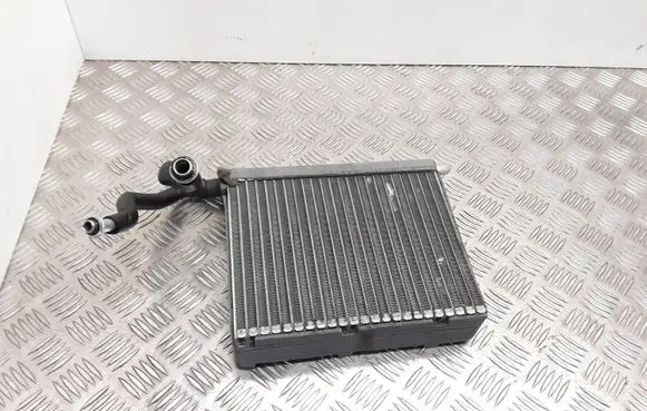 Ford Focus Heater blower radiator