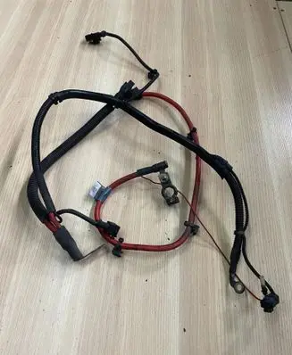 Mini One - Cooper Coupe R56 Positive cable (battery) 10304410