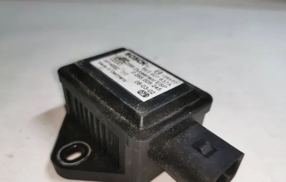 ESP acceleration yaw rate sensor