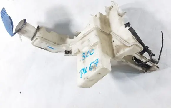 Volkswagen PASSAT B6 Windshield washer fluid reservoir/tank 3C0955453