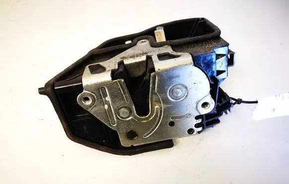 BMW 7 E65 E66 Front door lock 7167073
