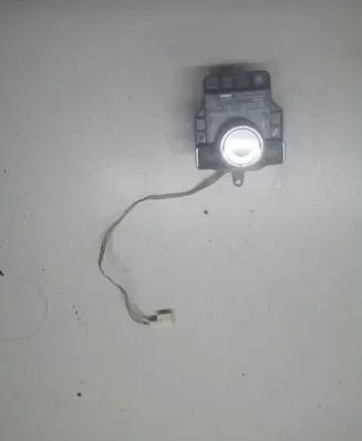 Multifunctional control switch/knob