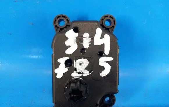 Ford Focus Air flap motor/actuator AV6N19E616AA