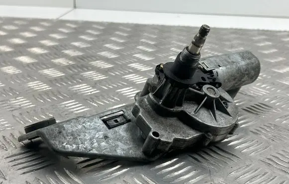 Volvo S40, V40 Rear window wiper motor 0390201529