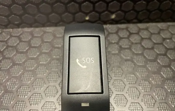 BMW 5 E60 E61 SOS control module 6918478 7423 32131401