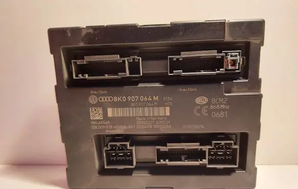 Audi A4 S4 B8 8K Comfort/convenience module 8K0907064M