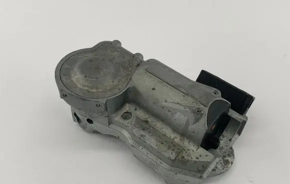 Mercedes-Benz E W211 Steering wheel lock A2034021130