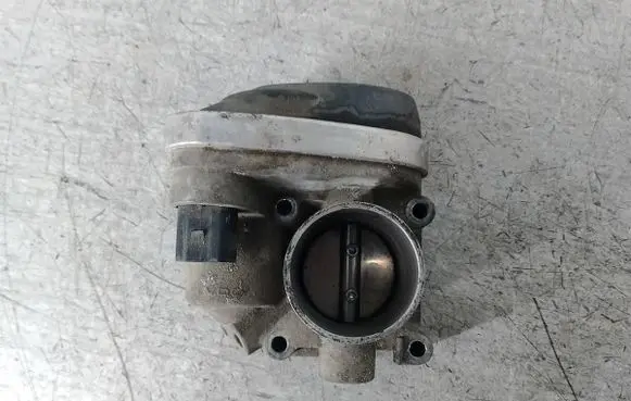 Volkswagen Polo Throttle body valve 036133062N