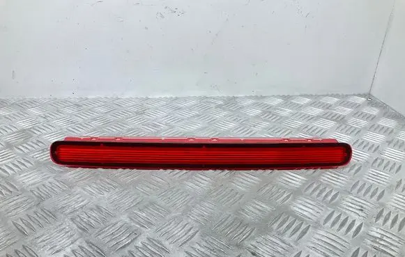 Skoda Yeti (5L) Third/center stoplight 5L0945097