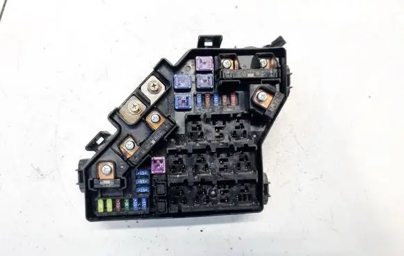 Honda CR-V Fuse box set 32200SWWG411 32200-SWW-G411