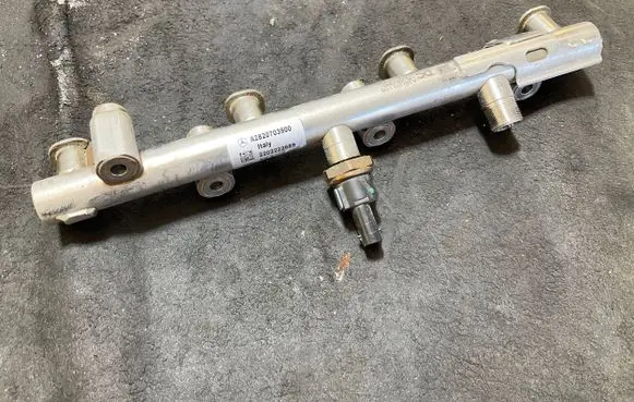 Fuel main line pipe