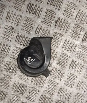 Volkswagen PASSAT B5.5 Horn signal
