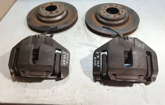 BMW 3 E90 E91 Brake discs and calipers set 5730348