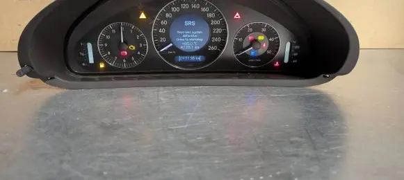 Mercedes-Benz CLK A209 C209 Speedometer (instrument cluster) A2095407111 110080282005 007073