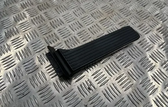Lexus GS 300 350 430 450H Accelerator throttle pedal