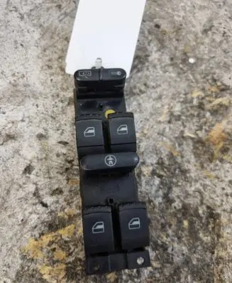 Volkswagen PASSAT B5.5 Electric window control switch 1J4959857B