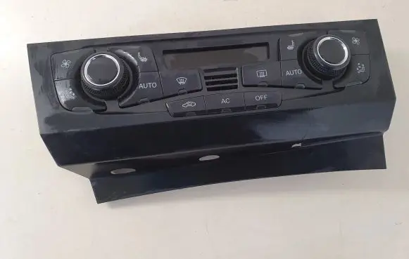 Audi A5 8T 8F Climate control unit 8T2820043AG