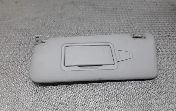 Sun visor