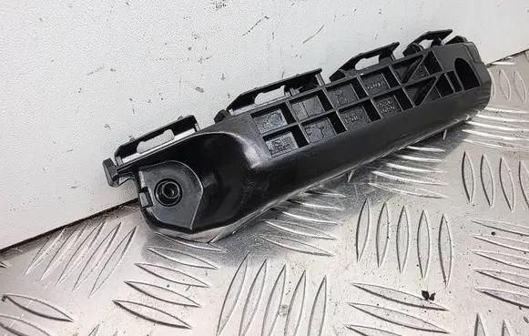 Toyota Yaris Front bumper mounting bracket 525360D090