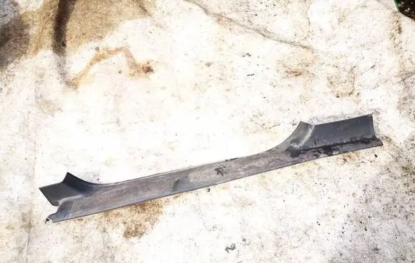 Opel Zafira B Rear sill trim cover 13129336
