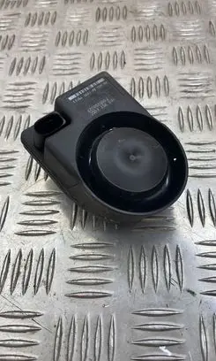 Audi A6 S6 C6 4F Alarm system siren 1K0951605C