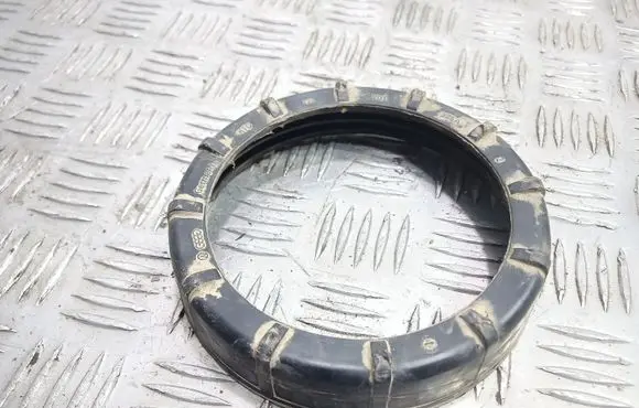 Volkswagen Multivan T4 In tank fuel pump screw locking ring/nut 321201375A