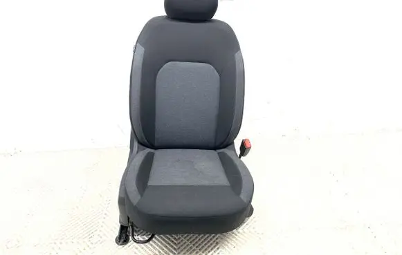 Dacia Duster II Front passenger seat 
