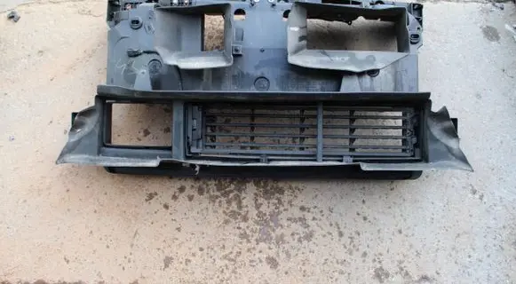 Renault Megane IV Radiator support slam panel 625001359R