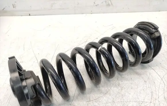 Mercedes-Benz C W205 Rear coil spring rubber mount A2053240184 A2053241304 A2053280337