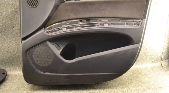 Audi Q7 4L Front door card panel trim 4L2867106A