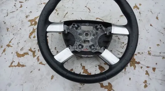 Ford Kuga I Steering wheel