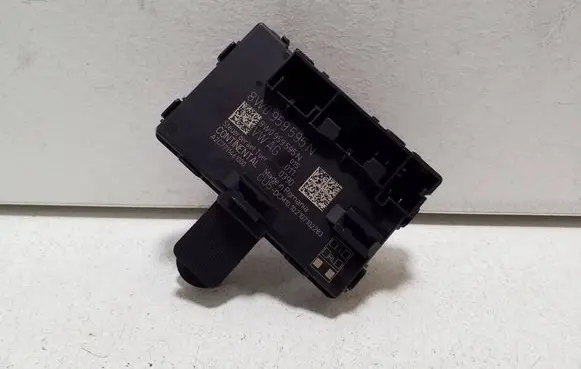 Audi A5 Door control unit/module 8W0959595N A2C7711461000