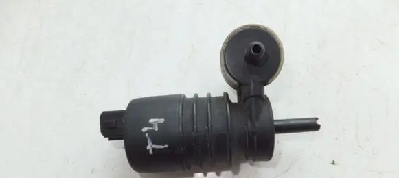 Volkswagen Multivan T4 Windscreen/windshield washer pump
