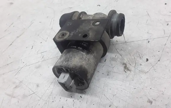 BMW 5 E39 Idle control valve (regulator) 0280140545