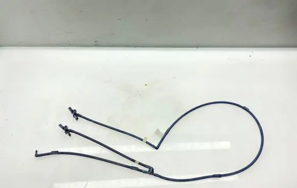 Toyota Prius+ (ZVW40) Windshield washer spray nozzle 