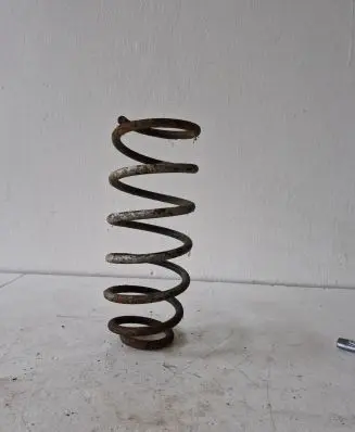 Volkswagen Golf III Front coil spring