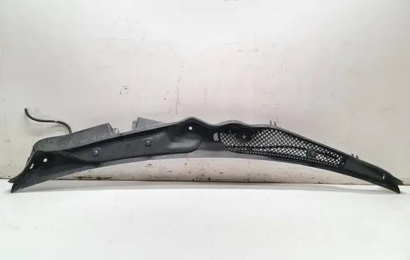 Mercedes-Benz E W212 Windshield trim A2128301213