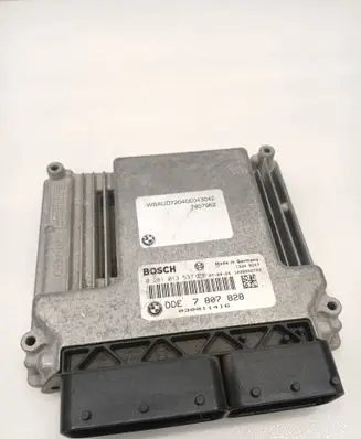 BMW 1 E81 E87 Engine control unit/module 7807828 0281013537 030011416