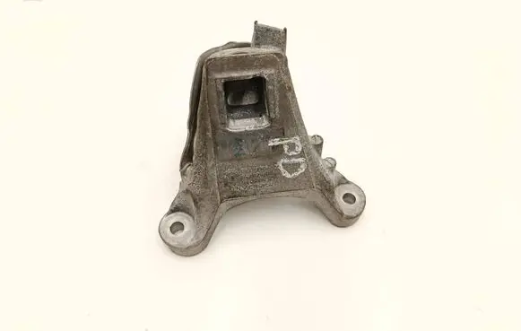 BMW X3 G01 Engine mounting bracket 6870756 9495315 6870760