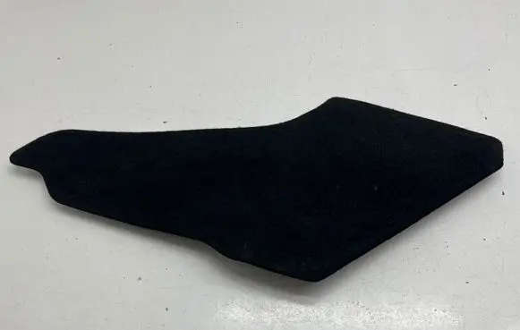 Tesla Model 3 Centre console side trim front 156149300B TM322022200780