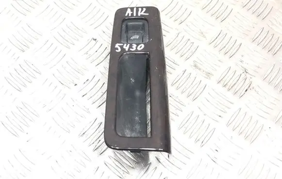 Volvo V50 Electric window control switch 30658449 03451400 65884