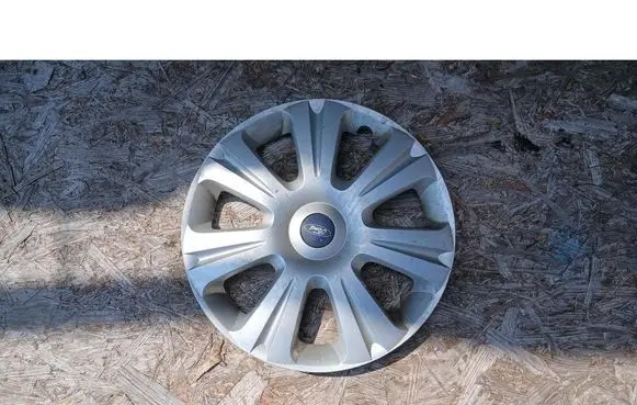 Ford Mondeo MK II R17 wheel hub/cap/trim AM511000AA